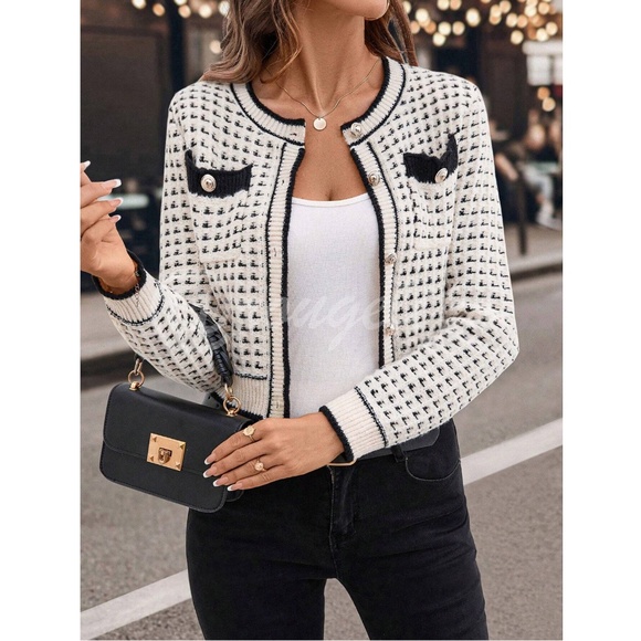 Beige Black Button Up Cardigan Knit Long Sleeve Cropped, Stretchy - Picture 4 of 8